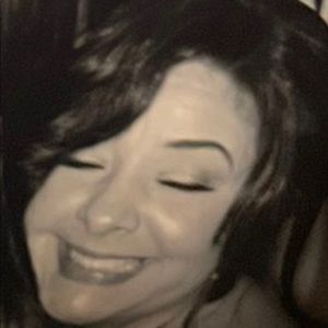 Meet your Posher, Ana